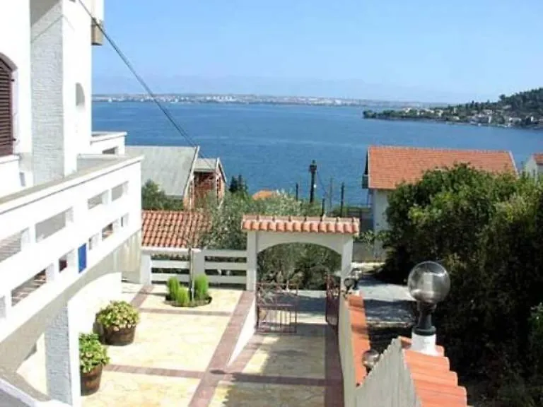 Apartment In Kali With Sea View, Balcony, Air Conditioning, Wifi